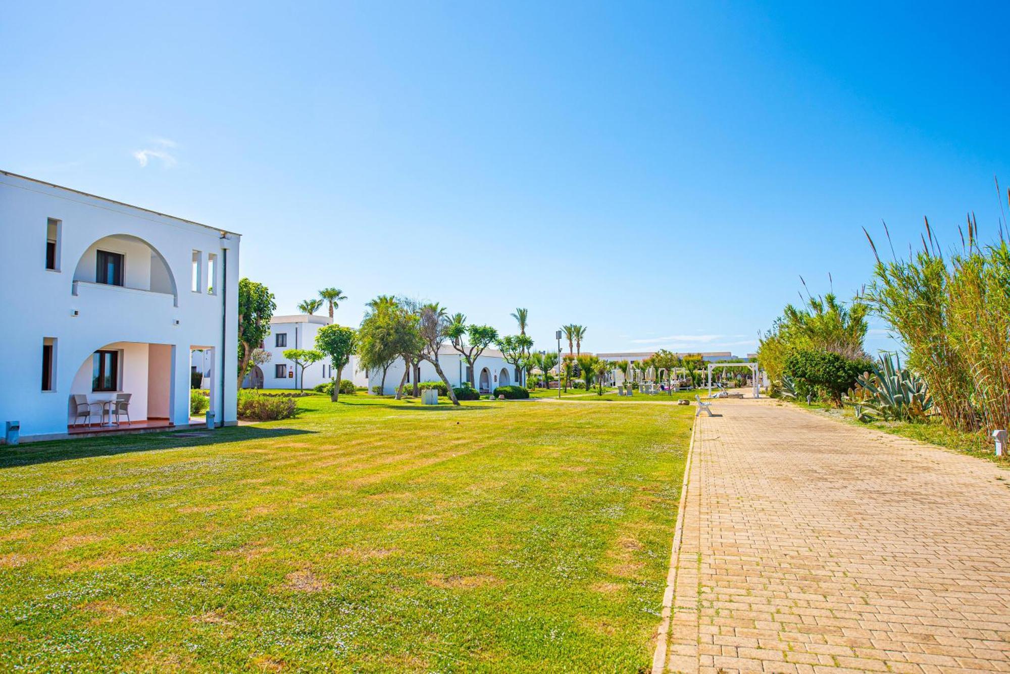 Pietrablu Resort & Spa - Cdshotels Polignano a Mare Exterior foto